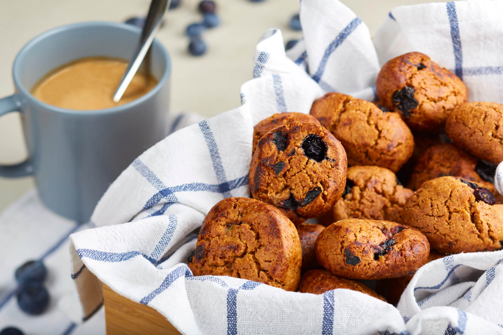 Biscotti morbidi di limone e mirtilli